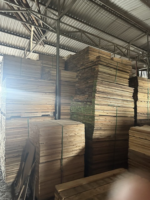 Pallet gỗ - Pallet Chung Phát - Cơ Sở Gỗ Pallet Chung Phát